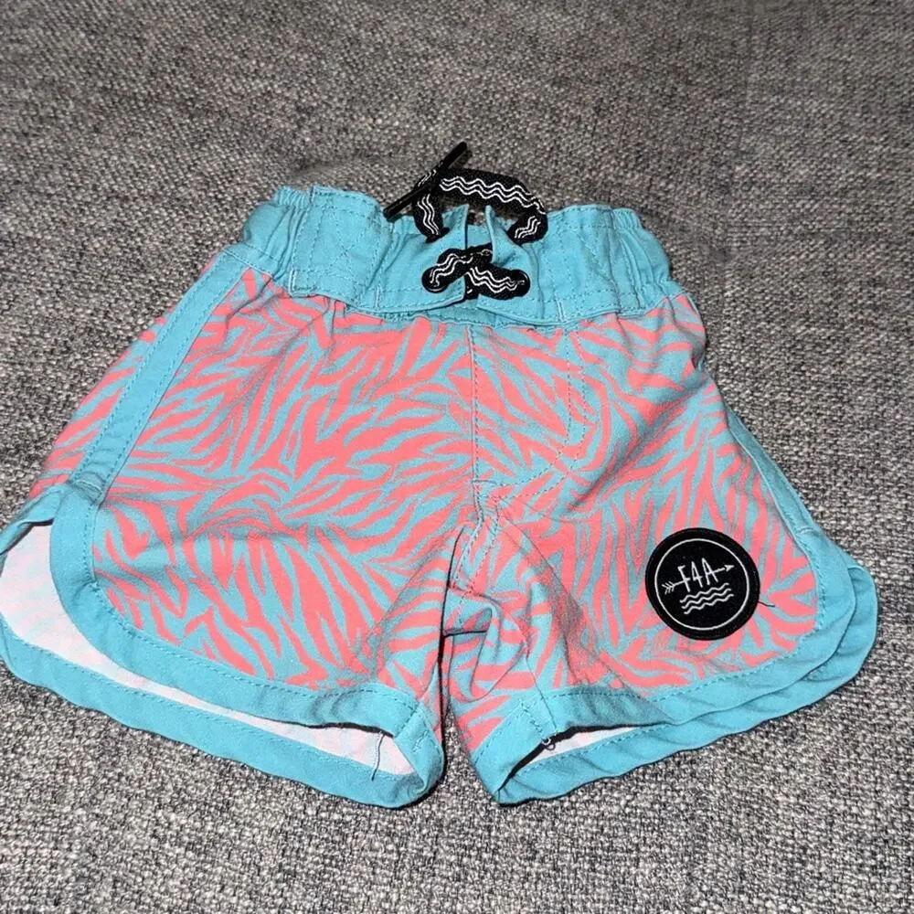 FEATHER 4 ARROW SURFARI BOARDSHORT baby size 6-12 month